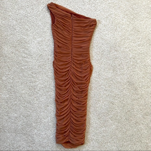 NOOKIE Inspire One Shoulder Midi Tan - Picture 9 of 13